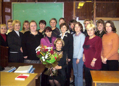 Великий Новгород: 14 - 18 ноября 2005 года состоялся обучающий семинар для учителей экономики по программам "Паспорт в мир"  и  "Управление личными финансами",  "Школьная компания"