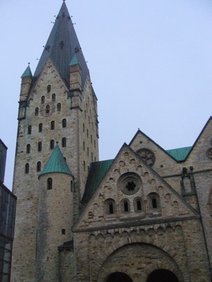Экскурсия по Падерборну, знакомство с католическим центром Германии, его историей и культурой